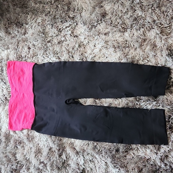 BNWT Workout Tights, LG  12-14 - Picture 1 of 5